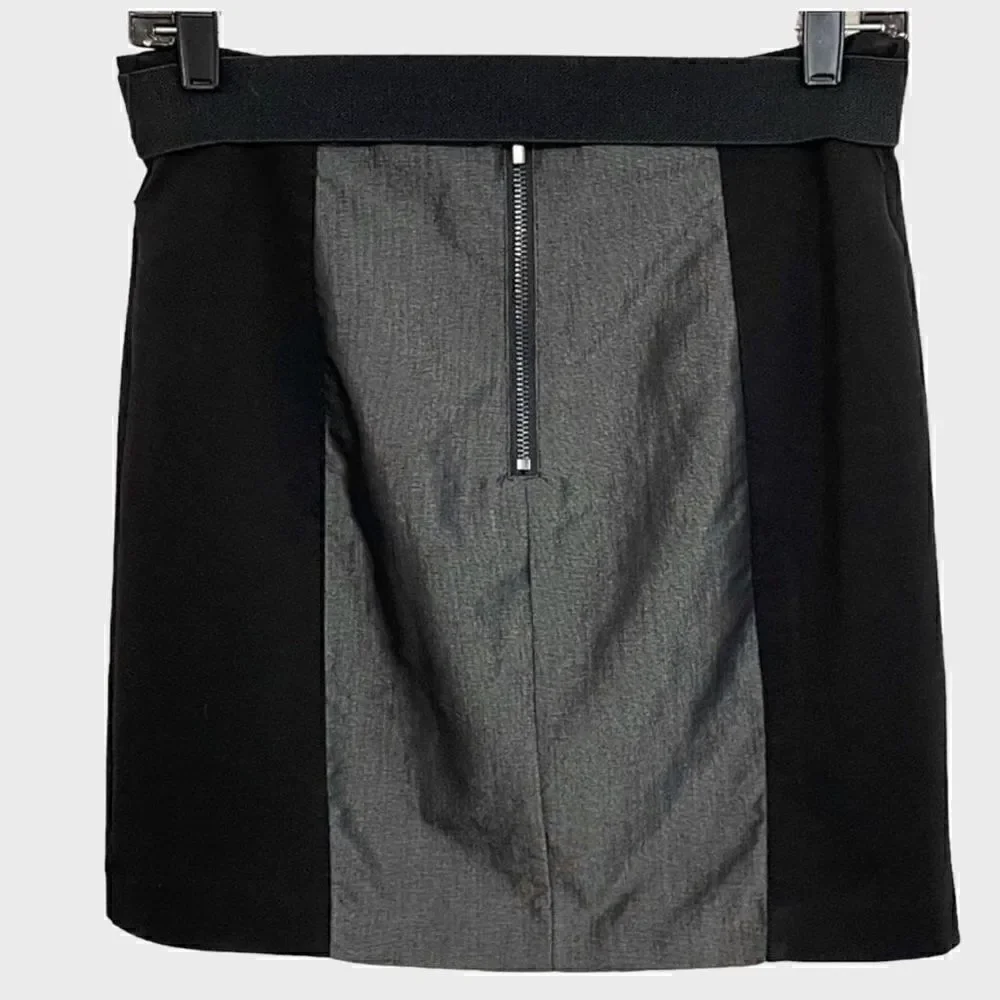 Bebe Black & Silver Stretchy Mini Skirt With Removable Elastic Belt Sz 8